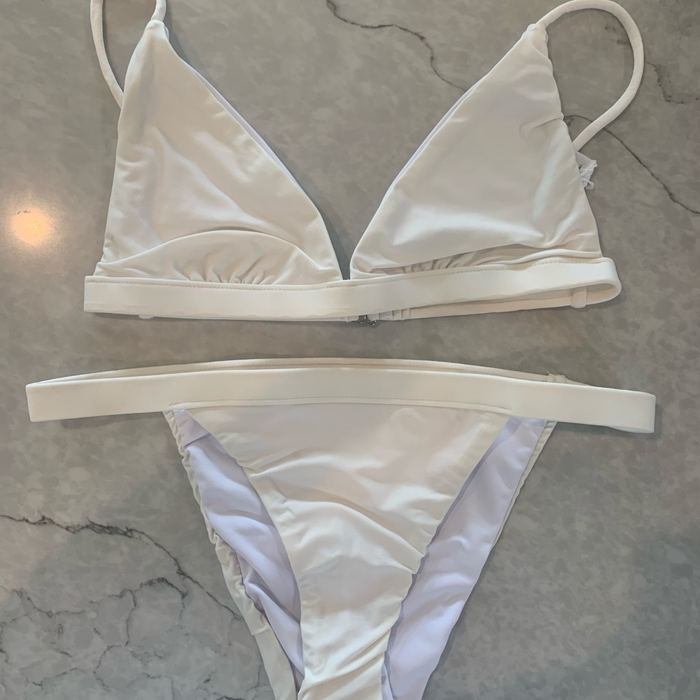 Venus bikini